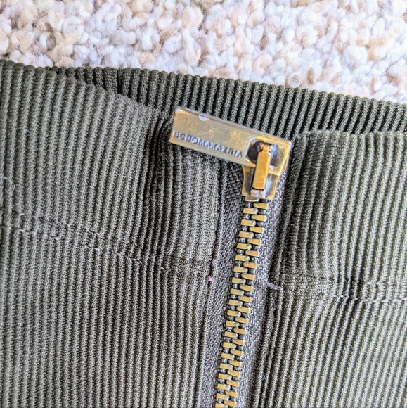 BCBG Olive Green Ribbed Leggings Back Zipper detail - Picture 8 of 12